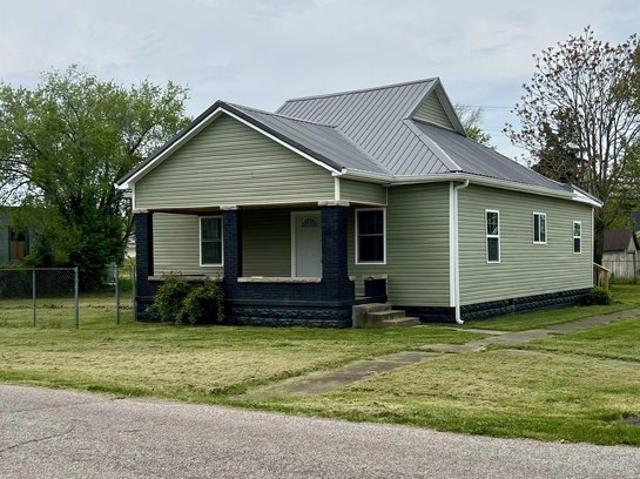 House for sale in Mitchell, Indiana