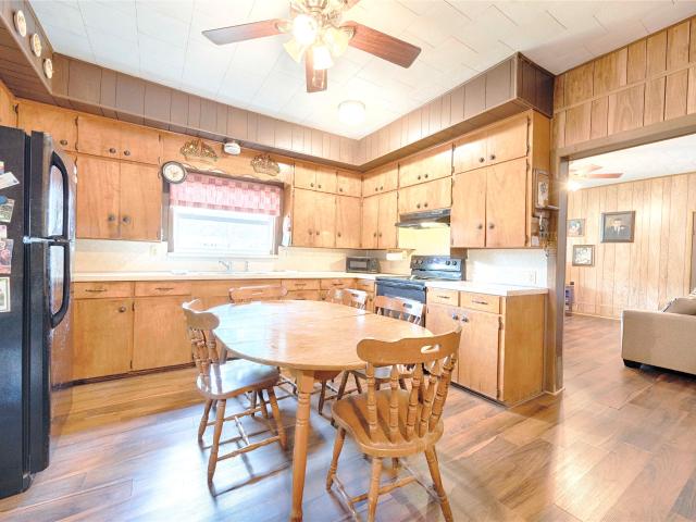 House for sale in Moulton, Texas
