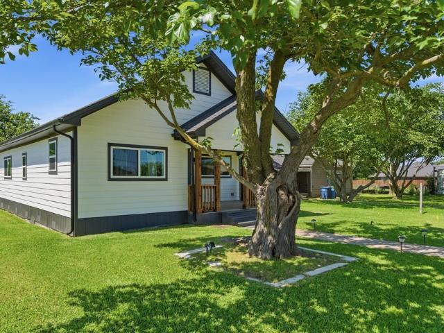 House for sale in Gunter, Texas