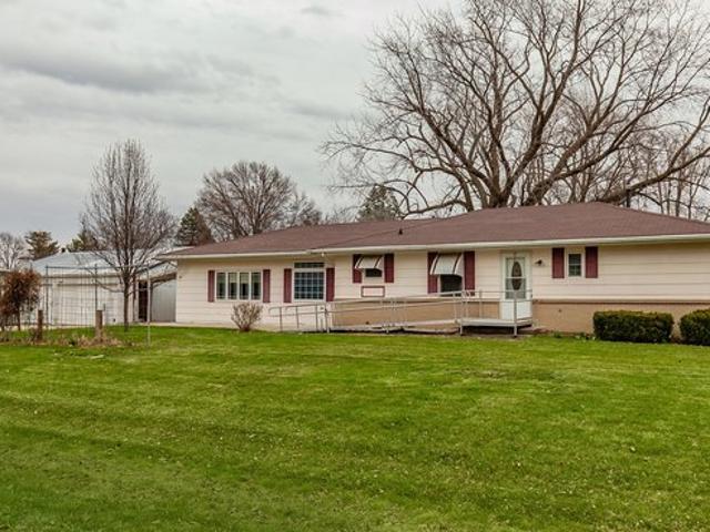 House for sale in Mitchellville, Iowa