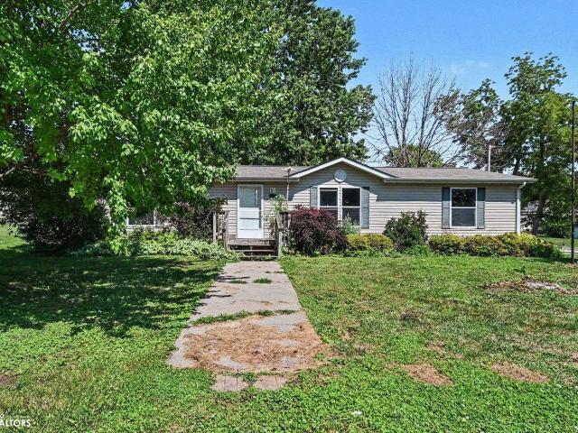 House for sale in Walnut, Iowa