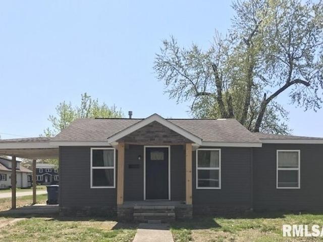 House for sale in Carterville, Illinois