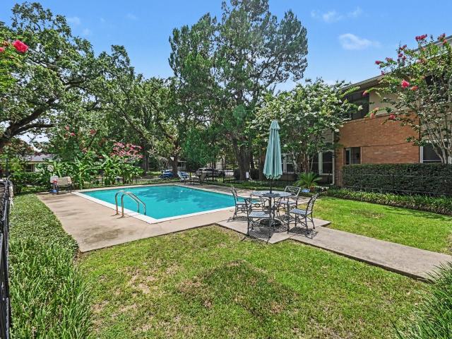 Condo for sale in Harris, Texas