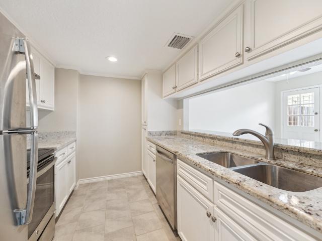 Townhouse for sale in Friendswood