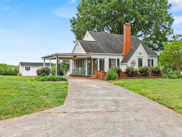 House for sale in Boonville, North Carolina