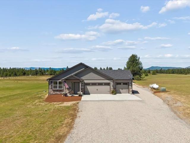 House for sale in Deer Park, Washington