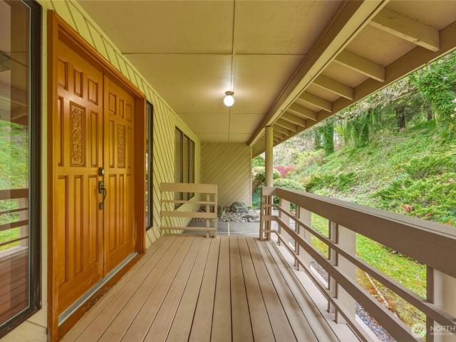 House for sale in Enumclaw, Washington