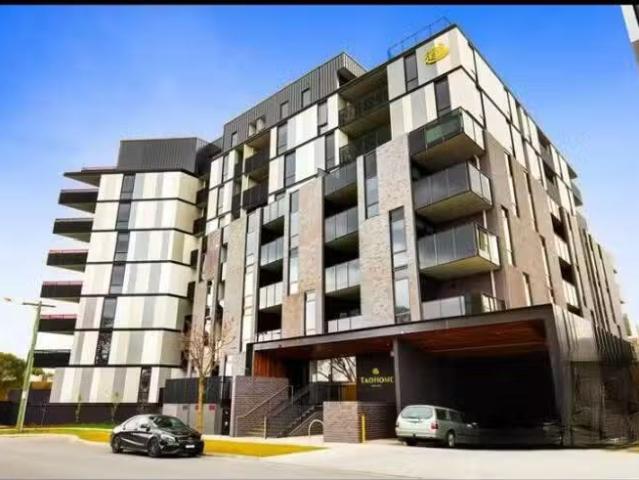 Apartment for rent in Box Hill