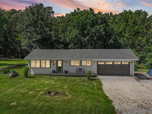 House for sale in De Soto, Missouri