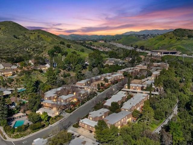 Condo for sale in Agoura Hills, California