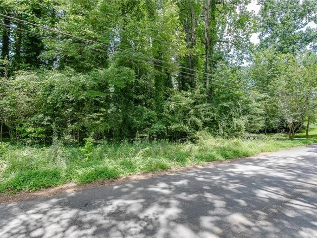 Land for sale in Oakwood, Georgia