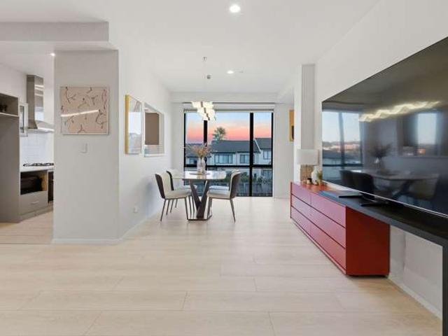 Apartment for sale in Paremoremo