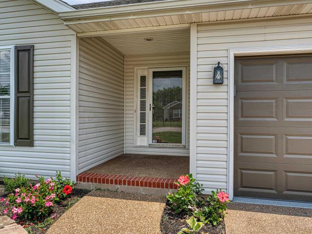 House for sale in Newburgh, Indiana