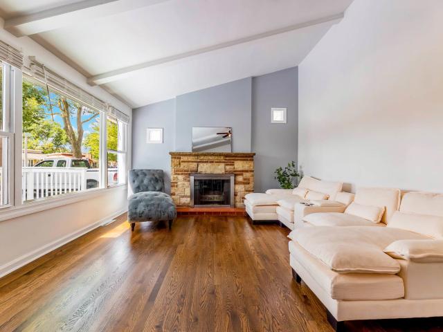 House for sale in Oak Lawn, Illinois