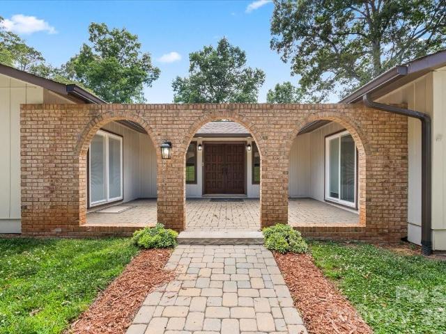 House for sale in Catawba, North Carolina