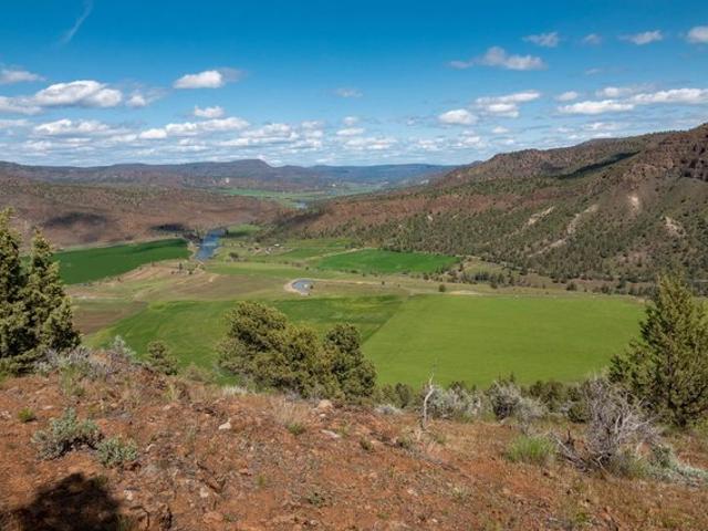 Farm for sale in Oregonia