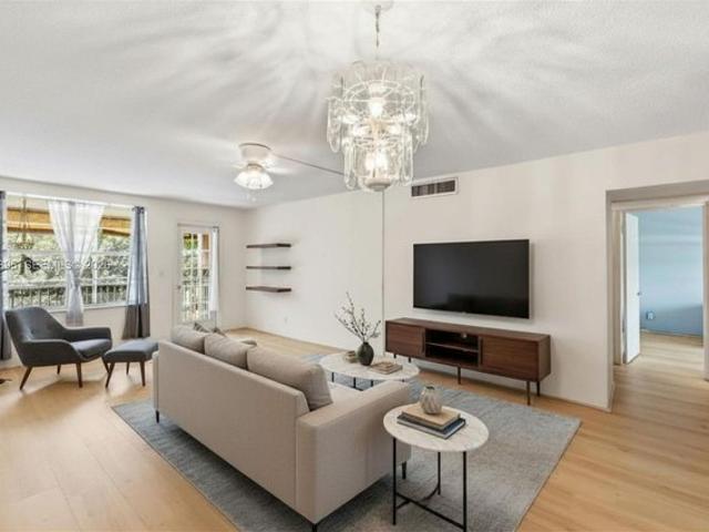 Condo for sale in Oakland Park, Florida