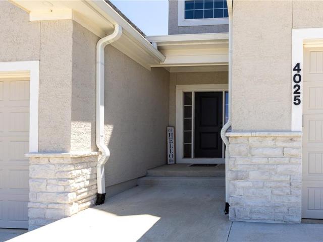 Townhouse for sale in Lees Summit Townhouse for sale in Lees Summit