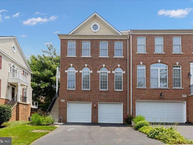 Townhouse for sale in Fairfax