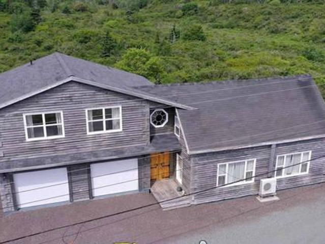 House for sale in New Glasgow, Nova Scotia