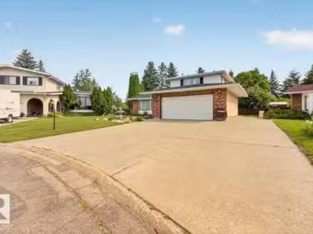 House for sale in Wedgewood, Alberta