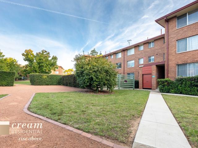 Apartment for rent in Woden, Australian Capital Territory