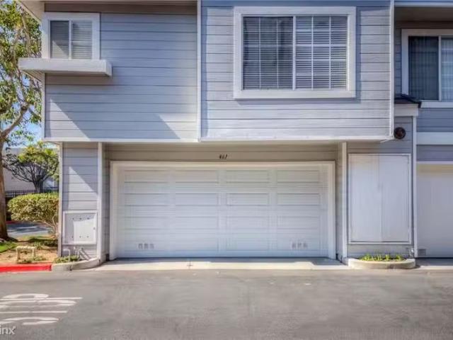 Condo for rent in Torrance