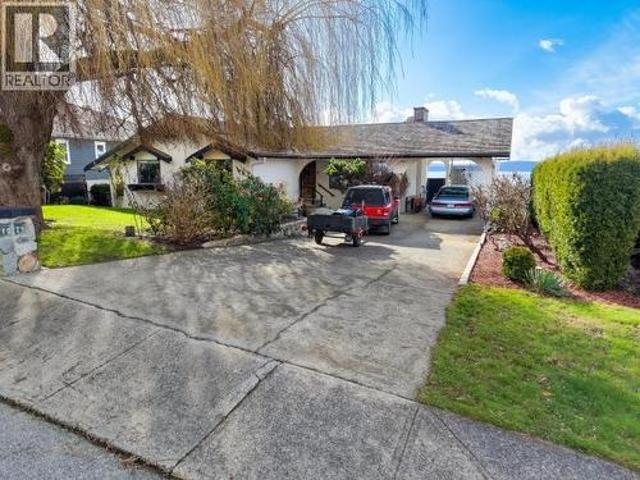 House for sale in Powell River, British Columbia
