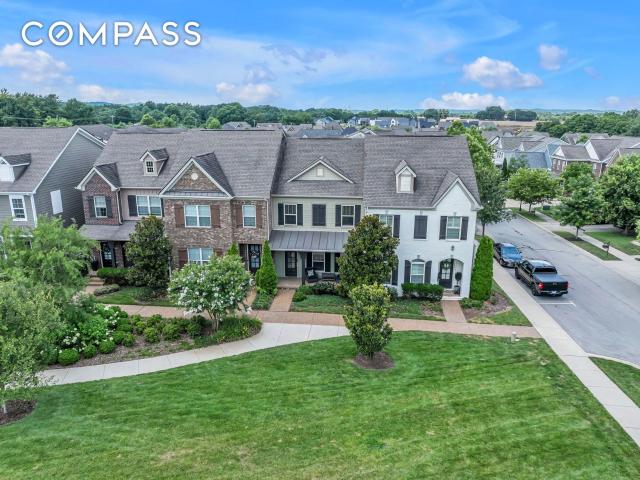 Townhouse for sale in Franklin