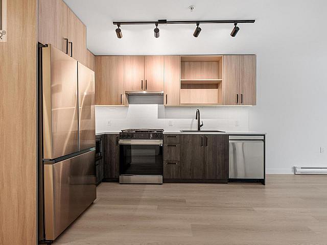 Condo for sale in Port Moody, British Columbia