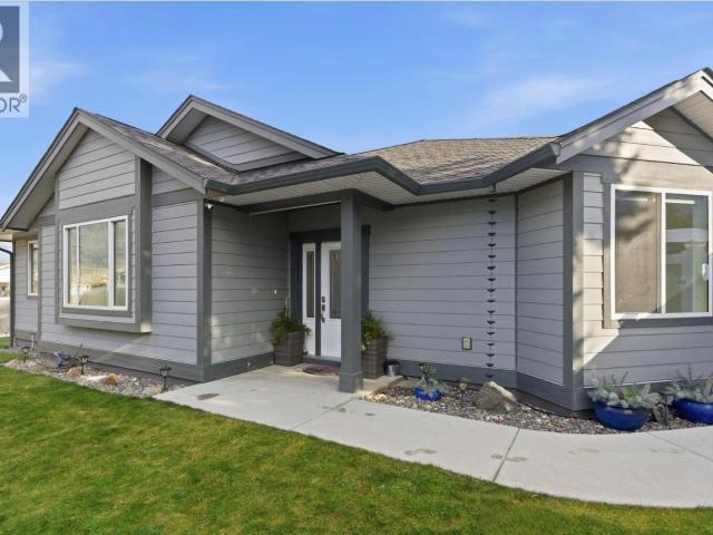 House for sale in Keremeos, British Columbia