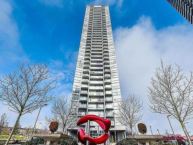 Condo for sale in Surrey, British Columbia