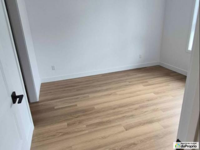 Apartment for rent in Cowansville, Estrie