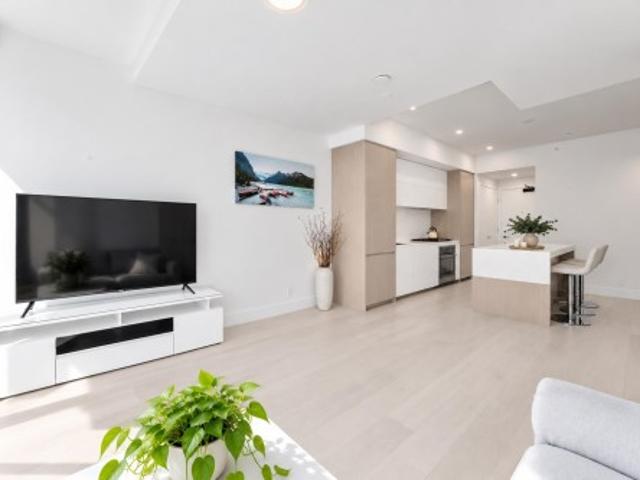 Property for sale in Uptown, White Rock