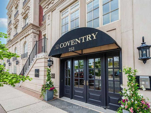 Condo for sale in Woburn, Ontario