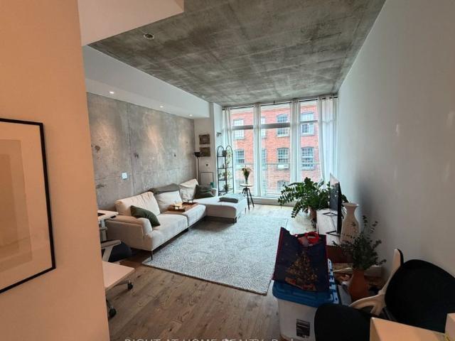 House for rent in Spadina—Fort York, Toronto