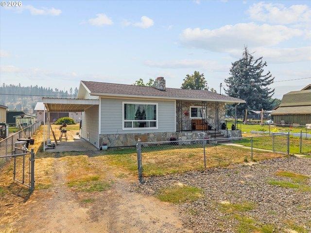 House for sale in Oregonia