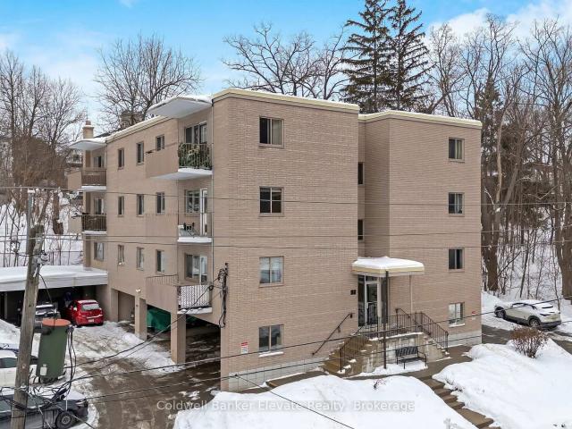 Condo for sale in Georgetown, Ontario