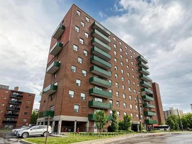 Condo for sale in Mississauga, Ontario