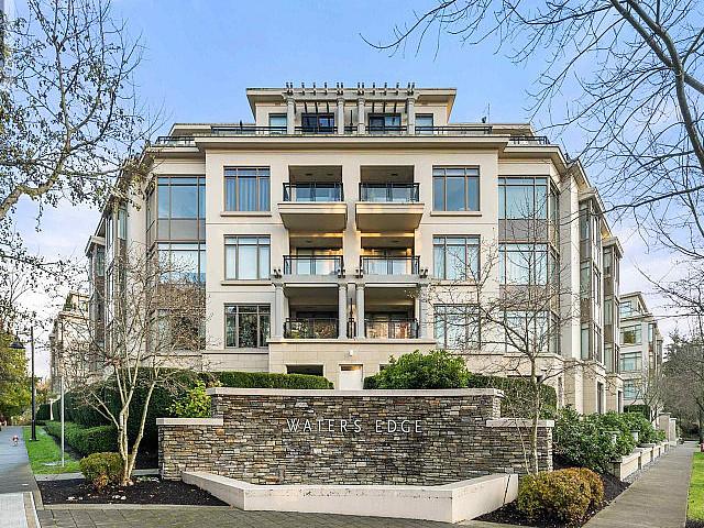 Condo for sale in West Vancouver