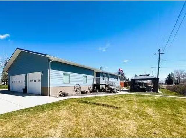 House for sale in Oyen, Alberta