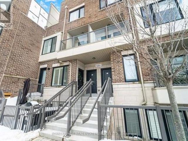 Townhouse for sale in Woburn, Ontario