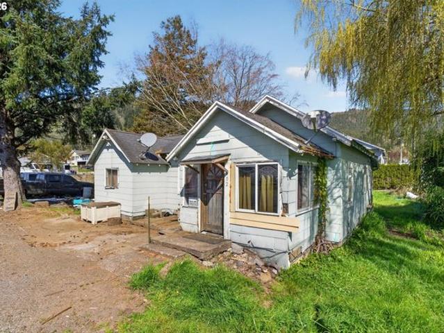 House for sale in Oregonia
