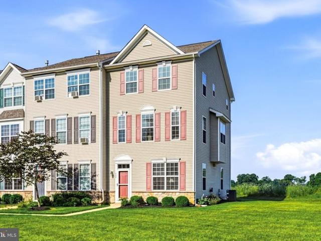 Townhouse for sale in Glassboro, New Jersey
