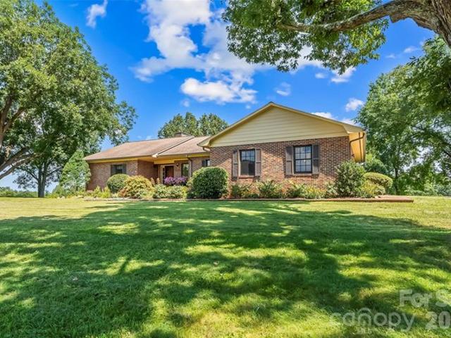House for sale in Morganton, North Carolina