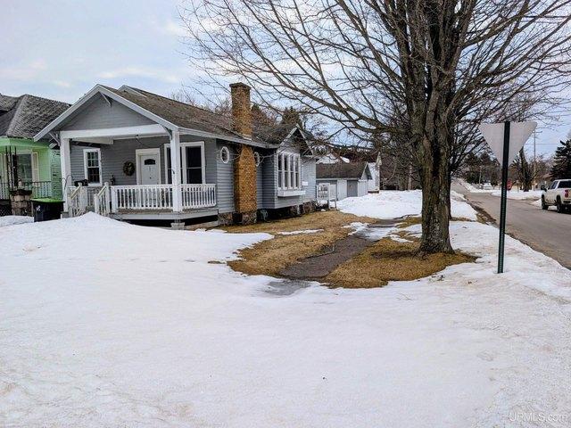 House for sale in Iron River, Michigan