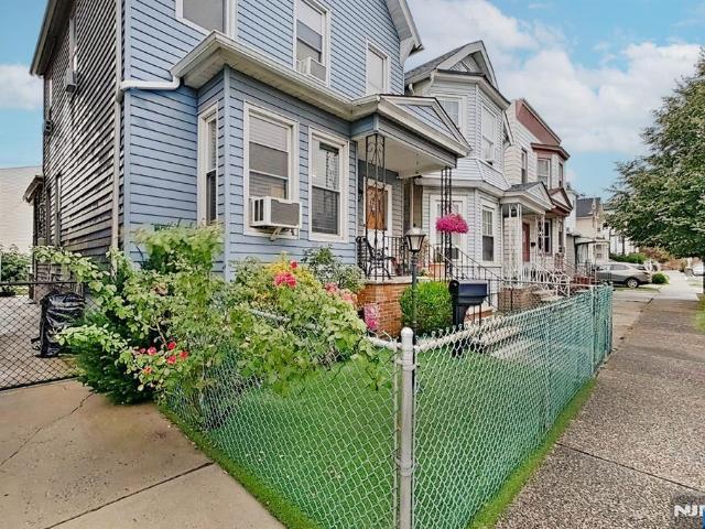 House for sale in Harrison, Hudson County