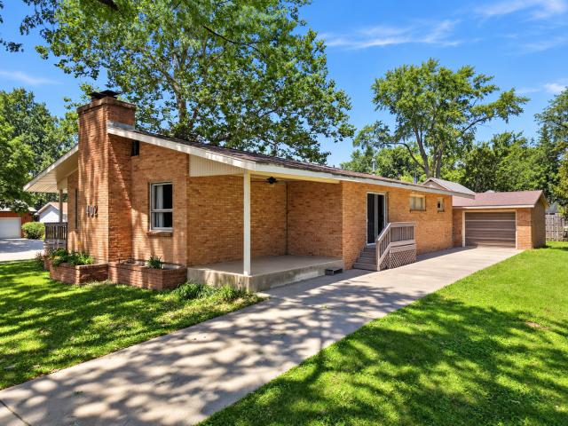 House for sale in Sterling, Whiteside County