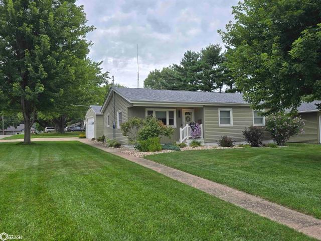 House for sale in West Burlington, Iowa