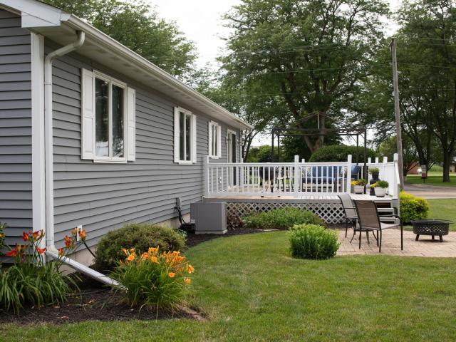 House for sale in Ashton, Illinois